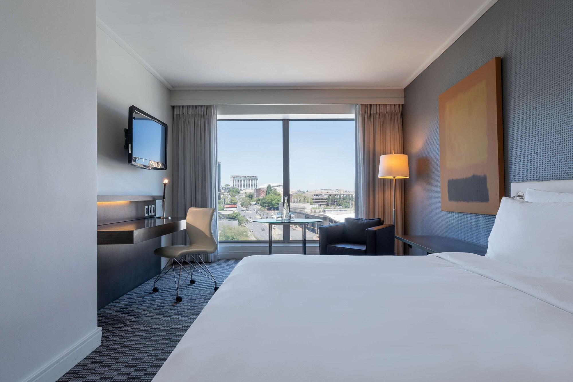 Hotel Radisson Blu Gautrain Hotel, Sandton Johannesburg