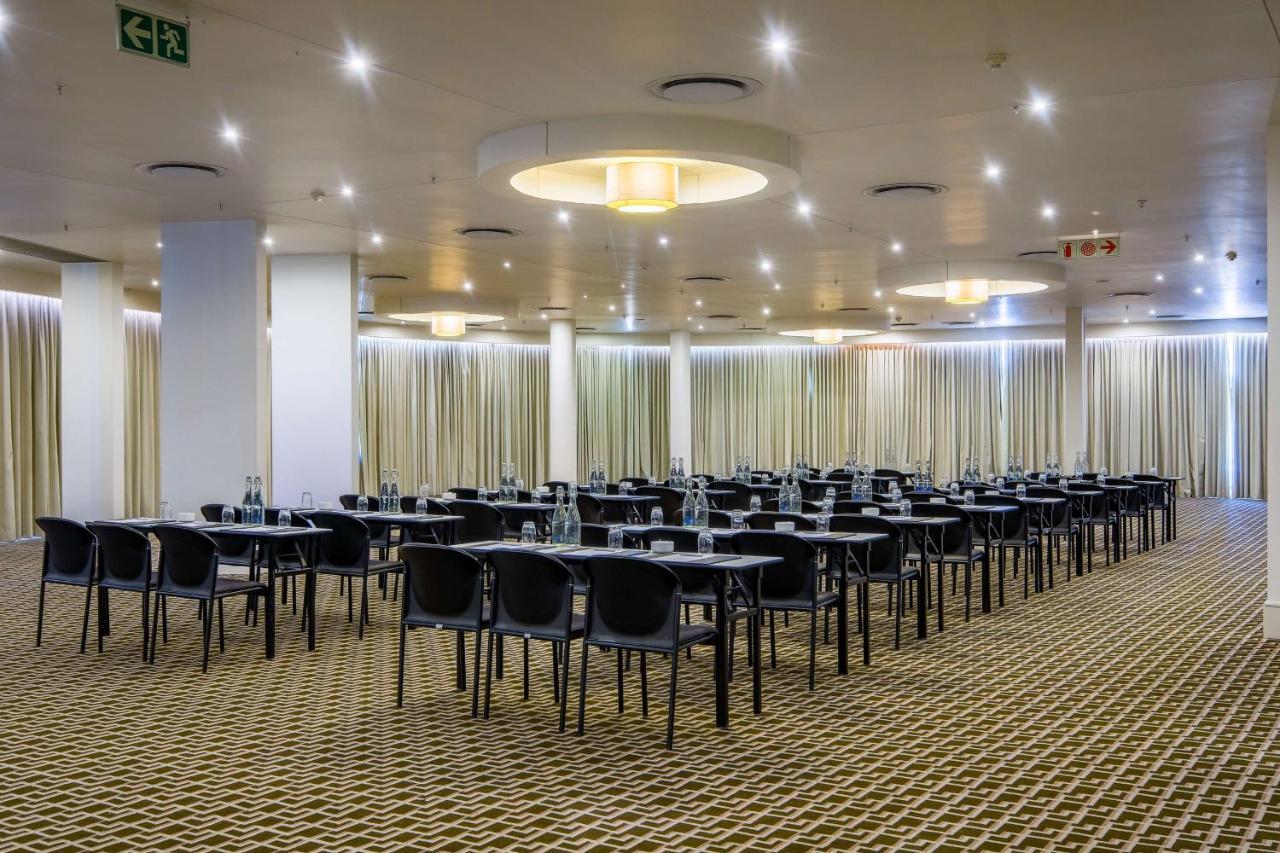 Hotel Radisson Blu Gautrain Hotel, Sandton
